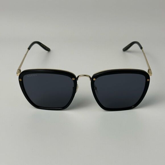 BRAND NEW GUCCI GG0673S 001 Black Gold Grey Sunglasses main image 7